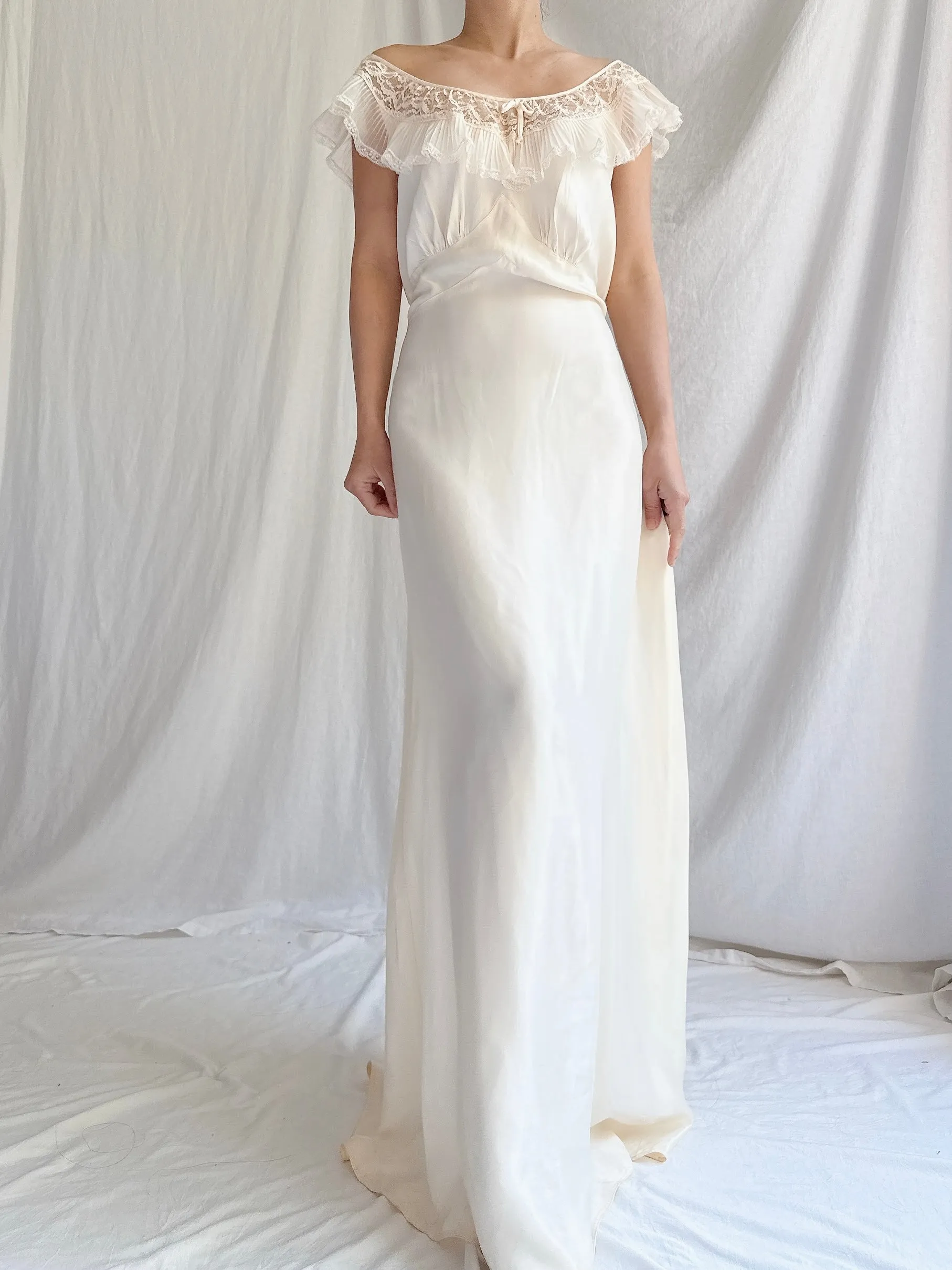 1930s Satin Wide Neck Slip Dress - M