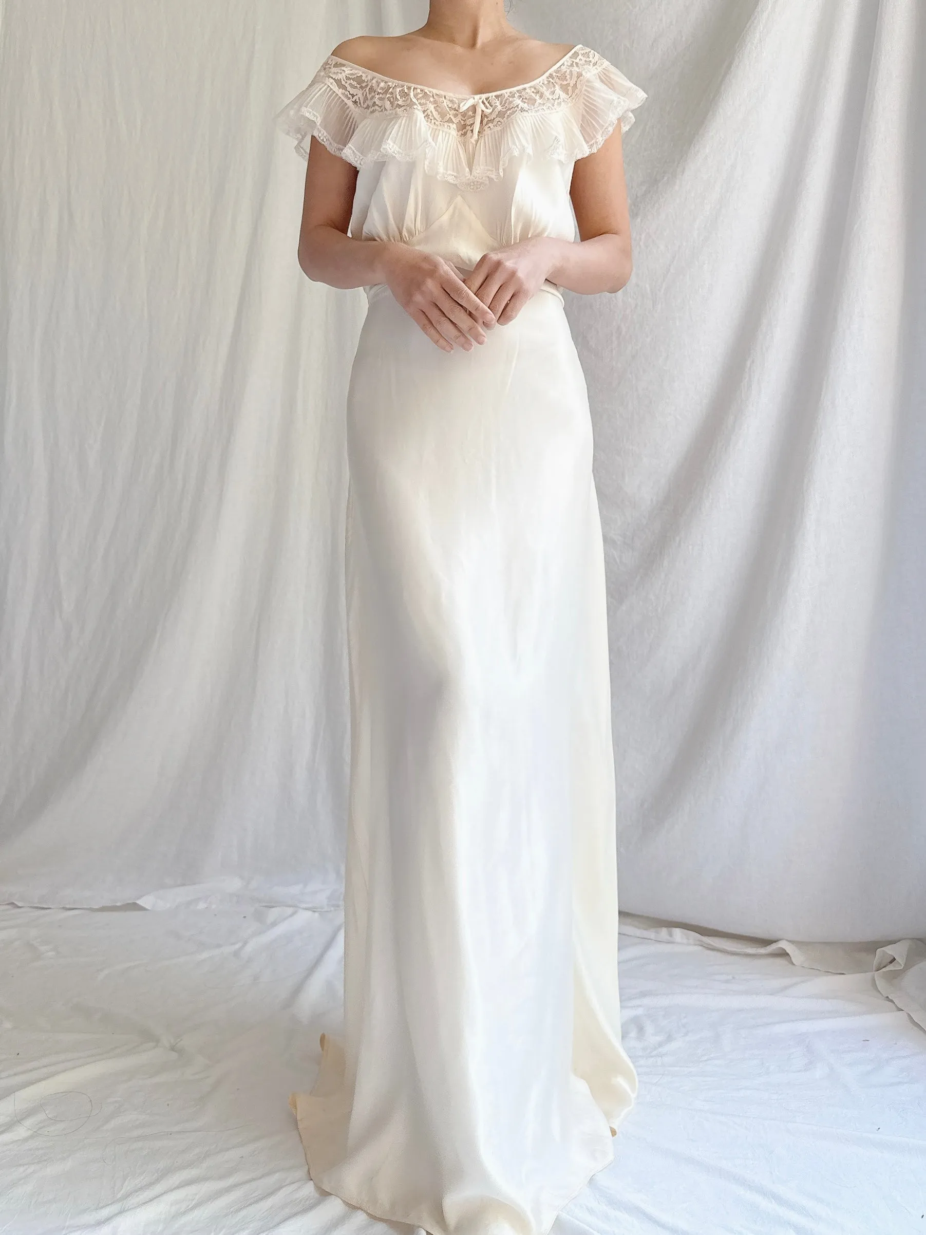 1930s Satin Wide Neck Slip Dress - M