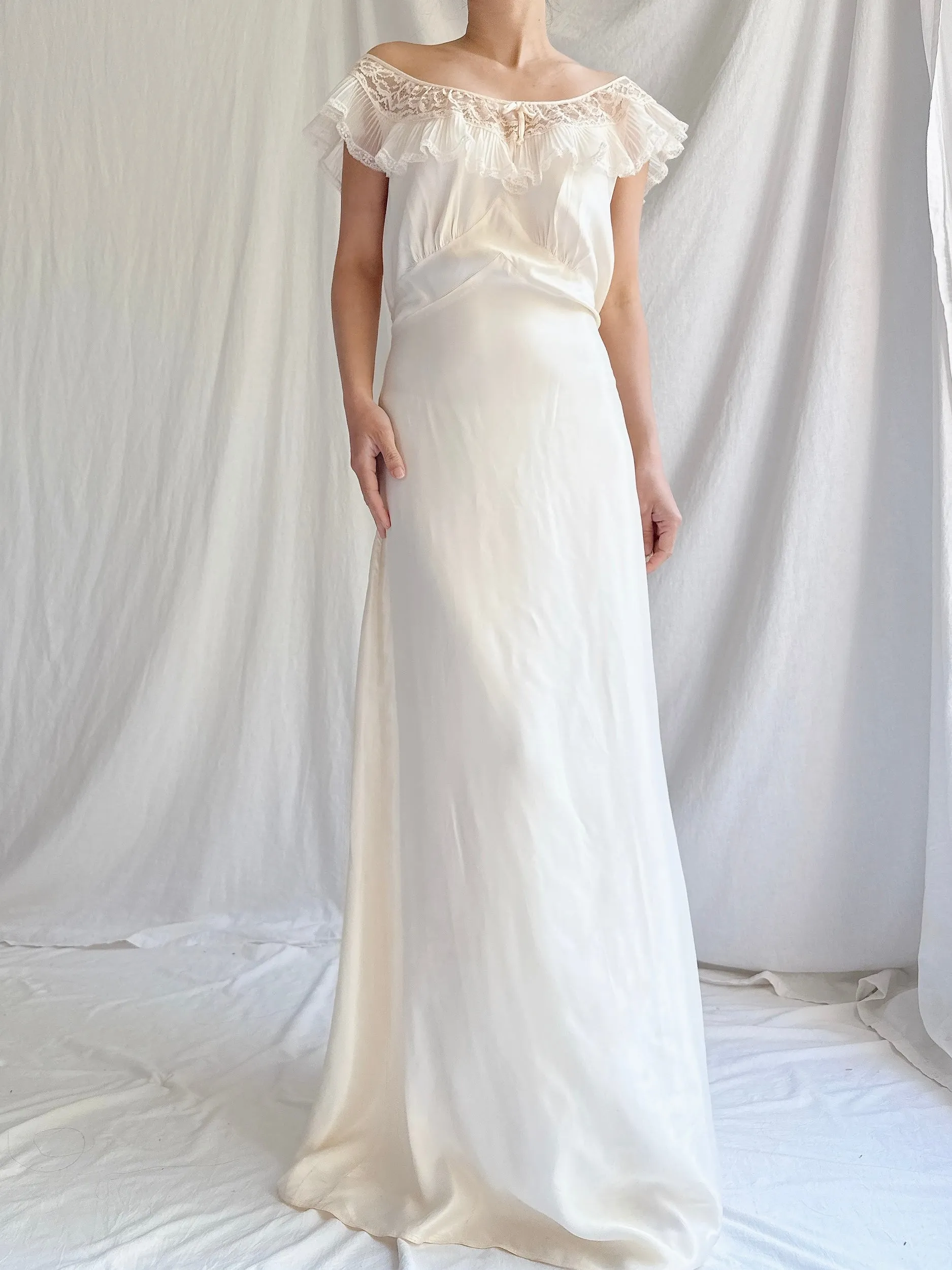 1930s Satin Wide Neck Slip Dress - M