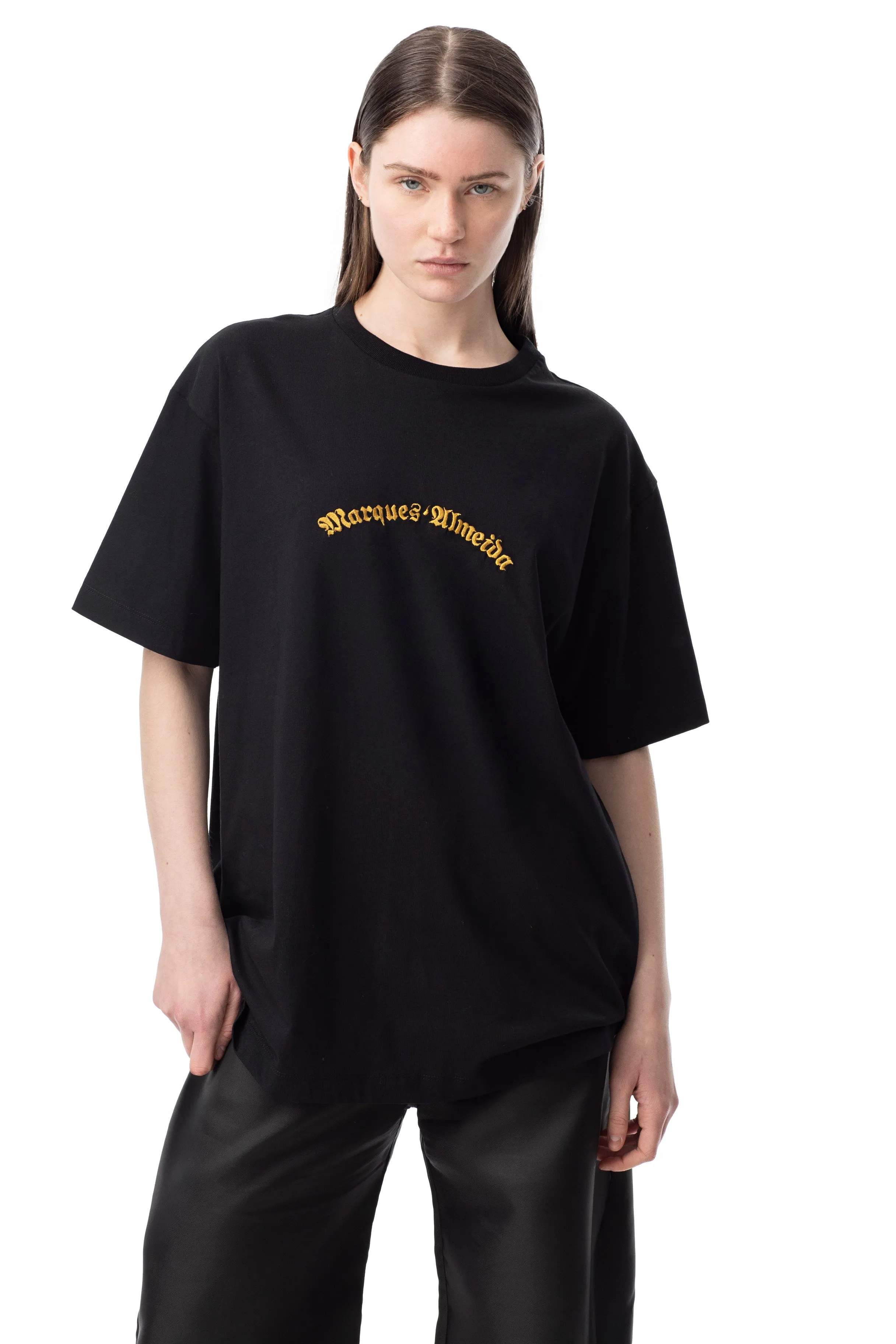 BLACK OVERSIZED T-SHIRT WITH GOLD LOGO