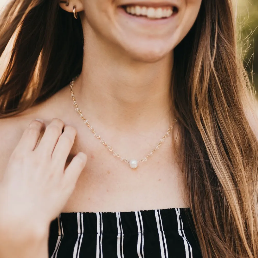 Delicate Pearl Choker