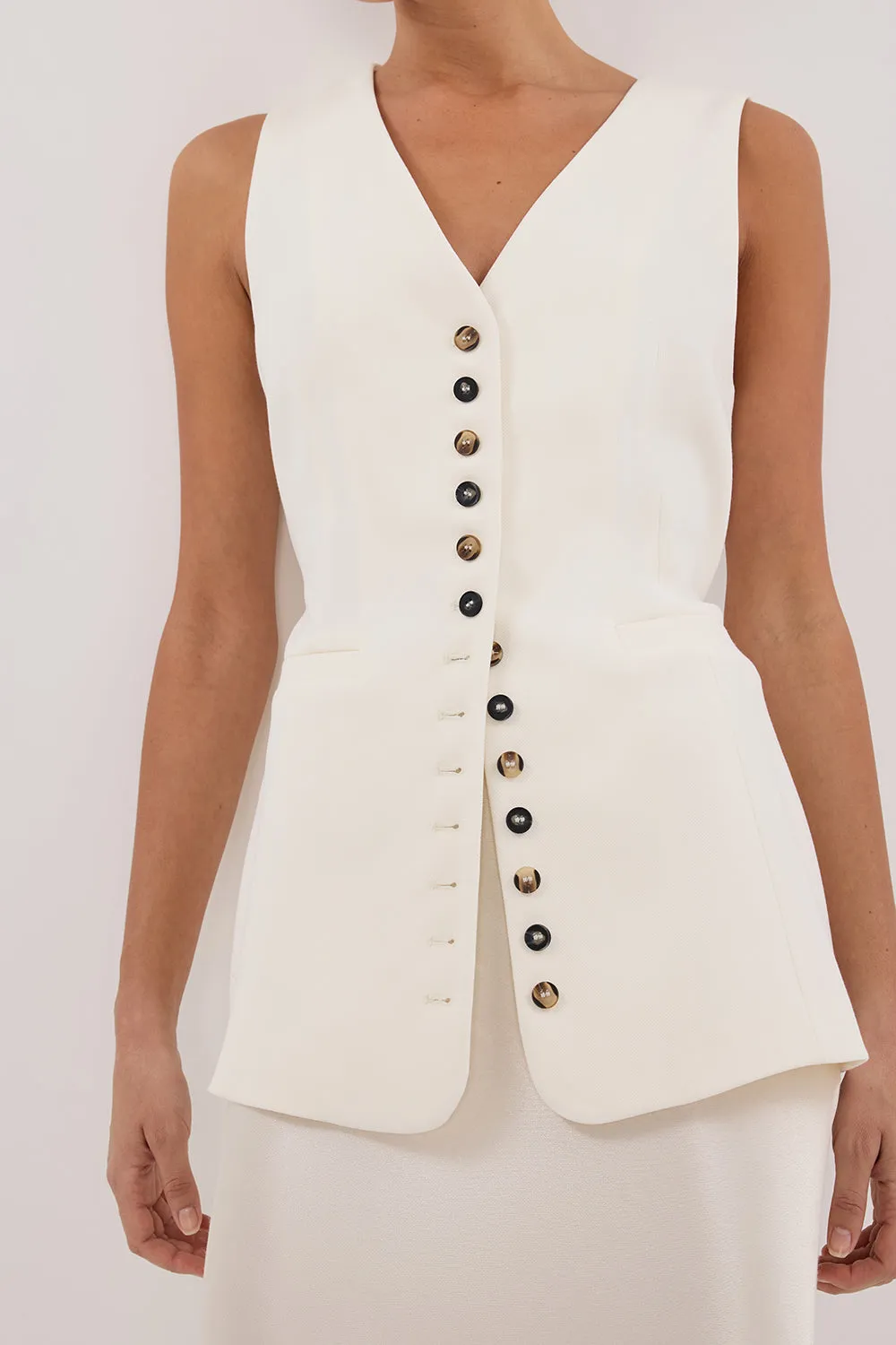 DEMI CREAM LONGLINE VEST