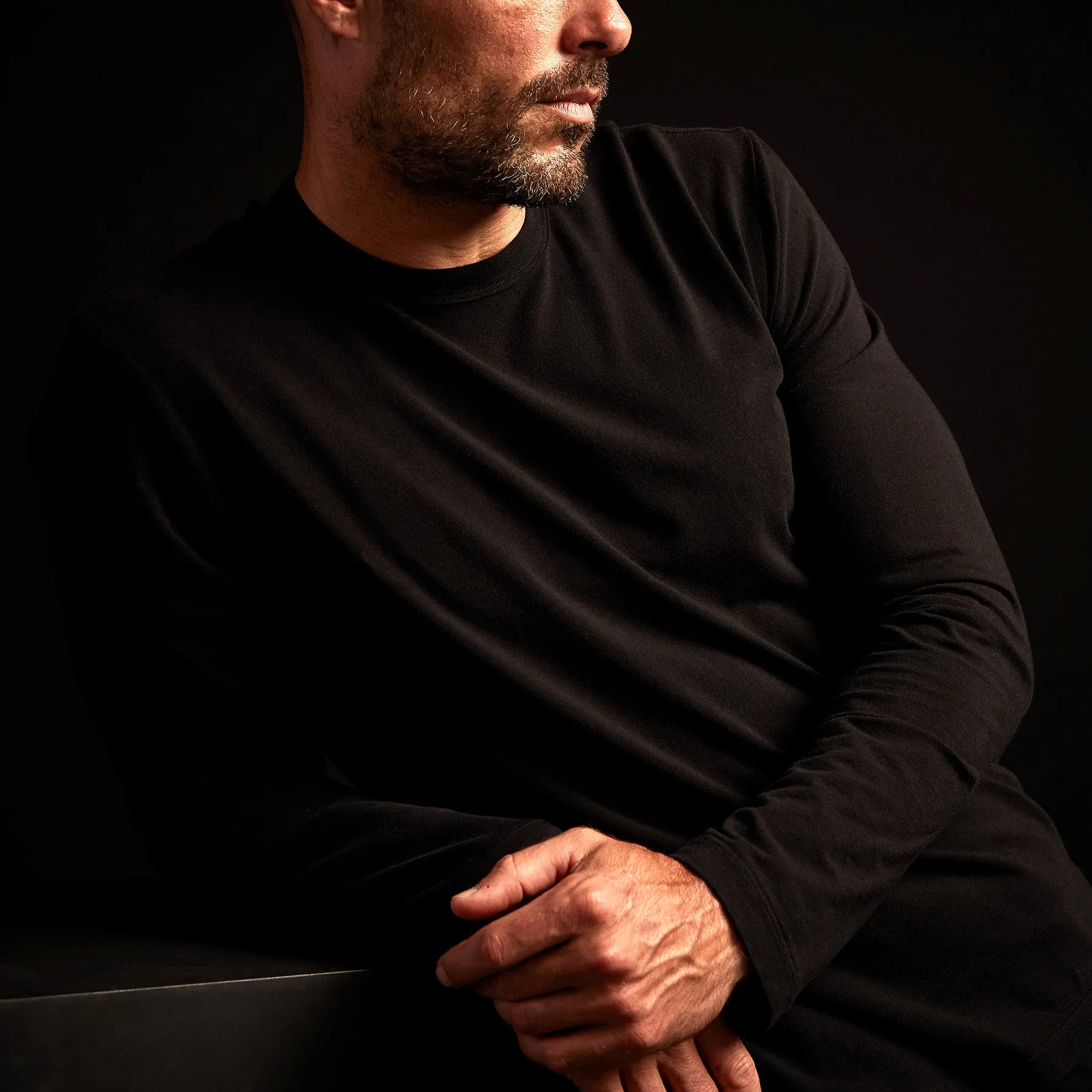 Elevated Lotus Jersey Lounge Crew - Black