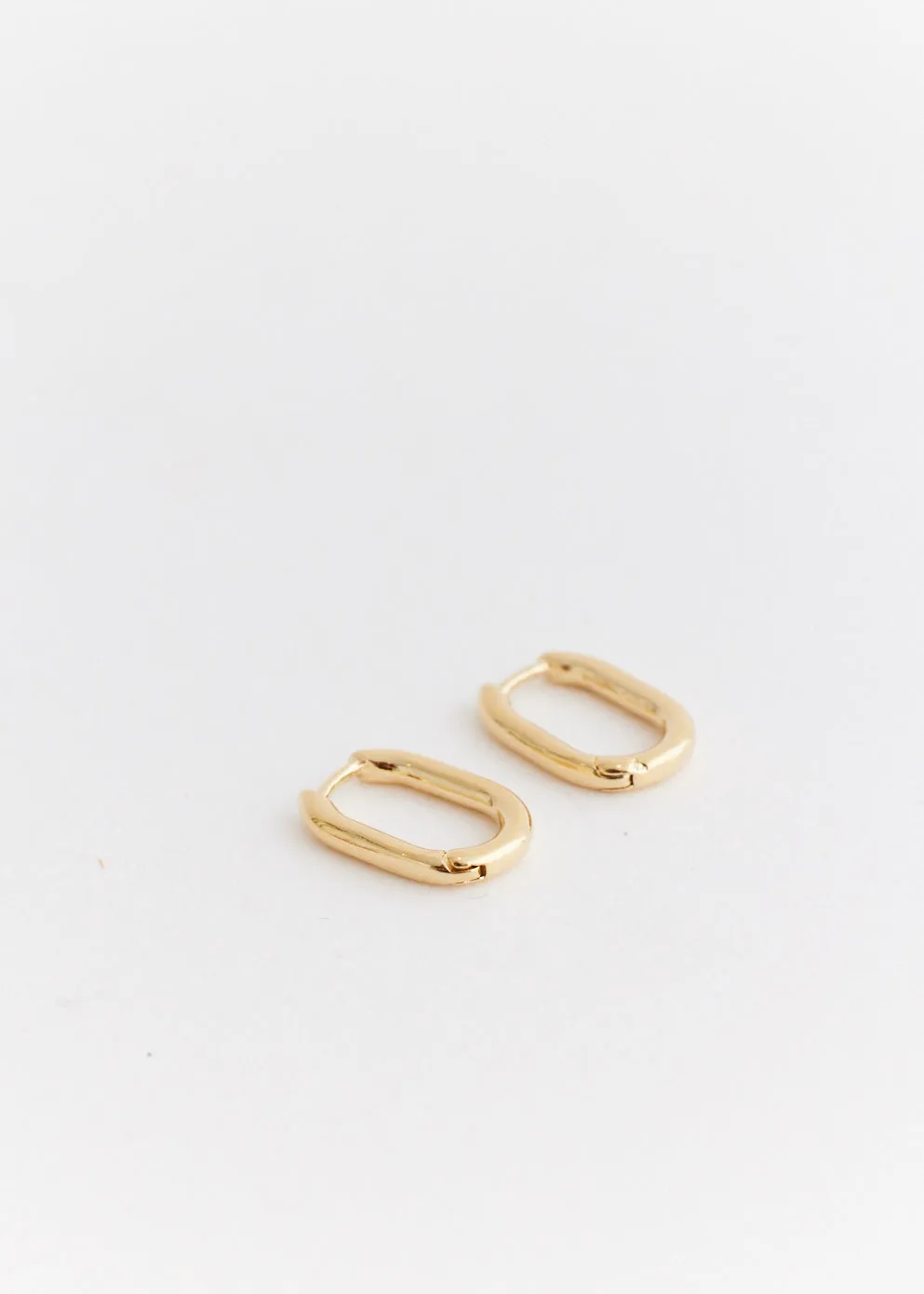 Giulia Hoop Earrings