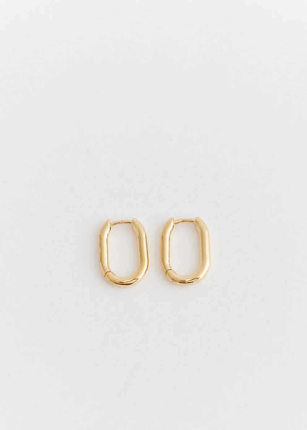 Giulia Hoop Earrings