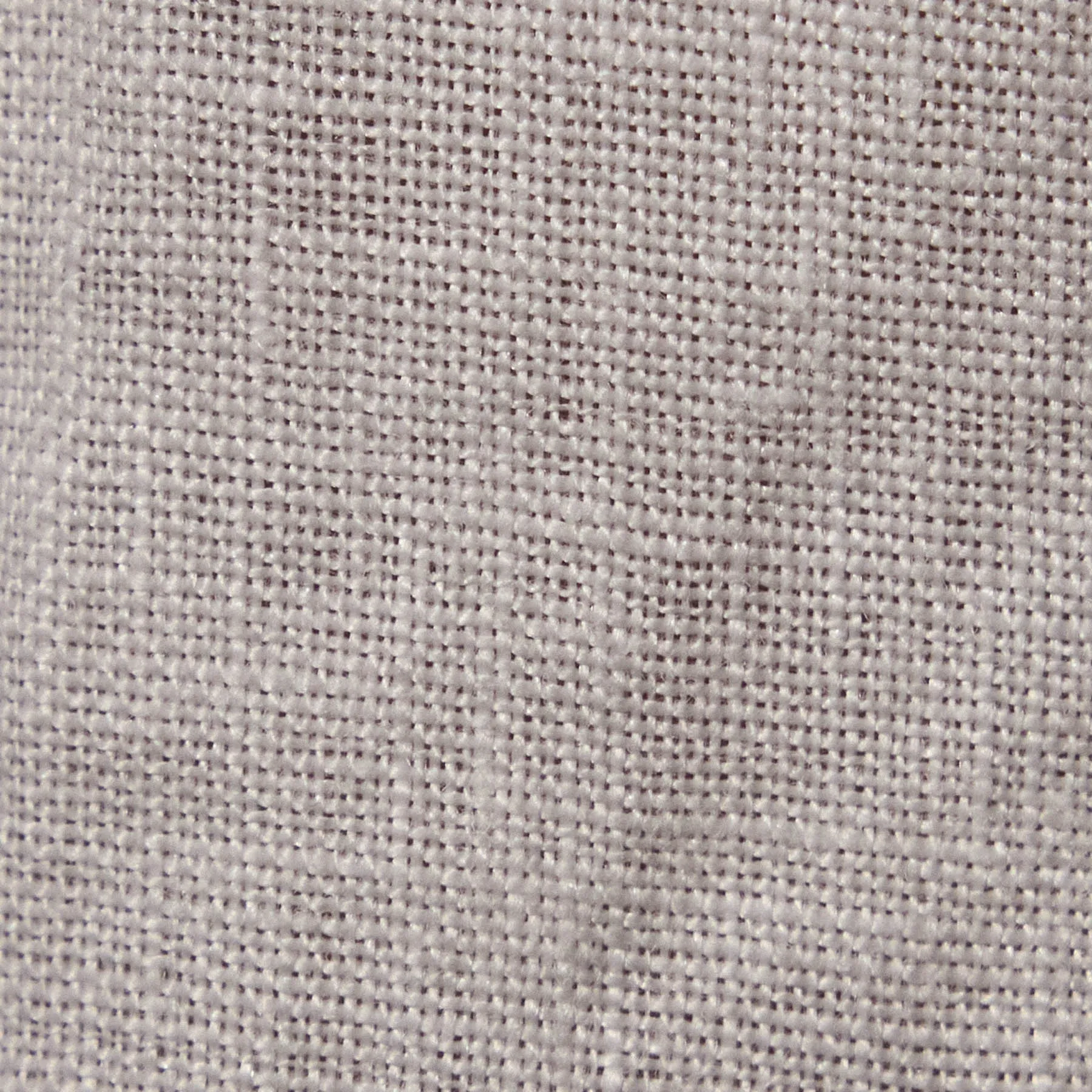 Lightweight Linen Bermuda Short - White