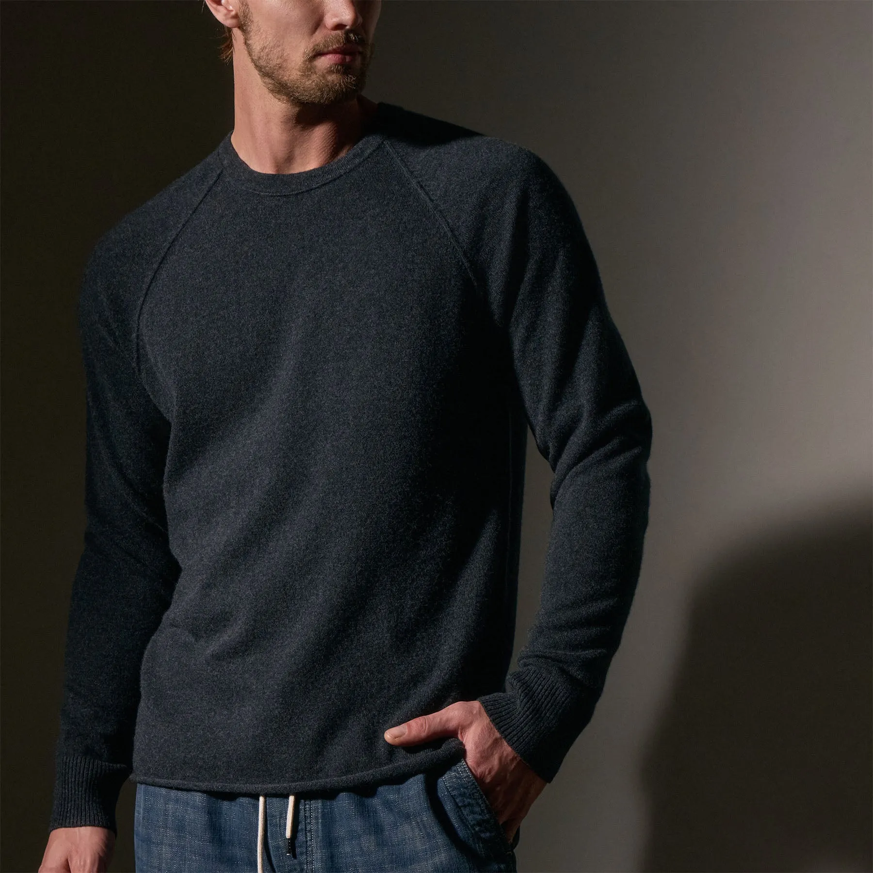 Palm Tree Cashmere Raglan - Coal/Off White