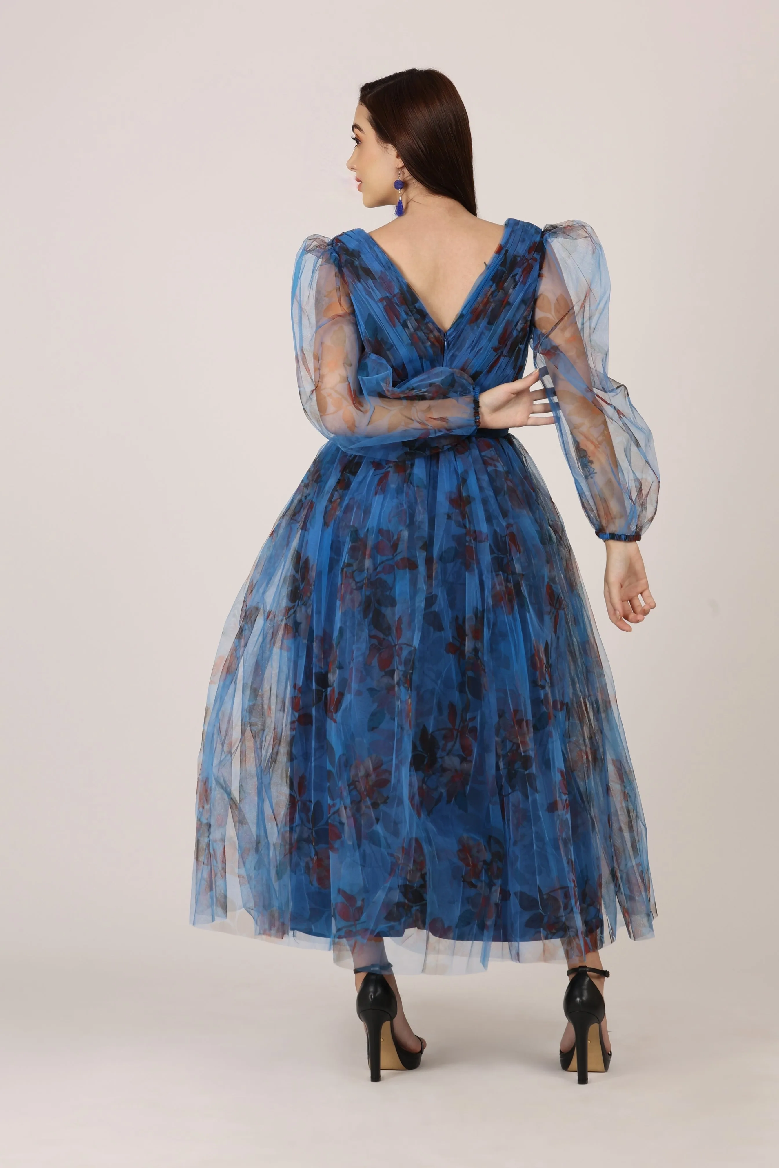 Quincy Midi Dress in Blue Floral