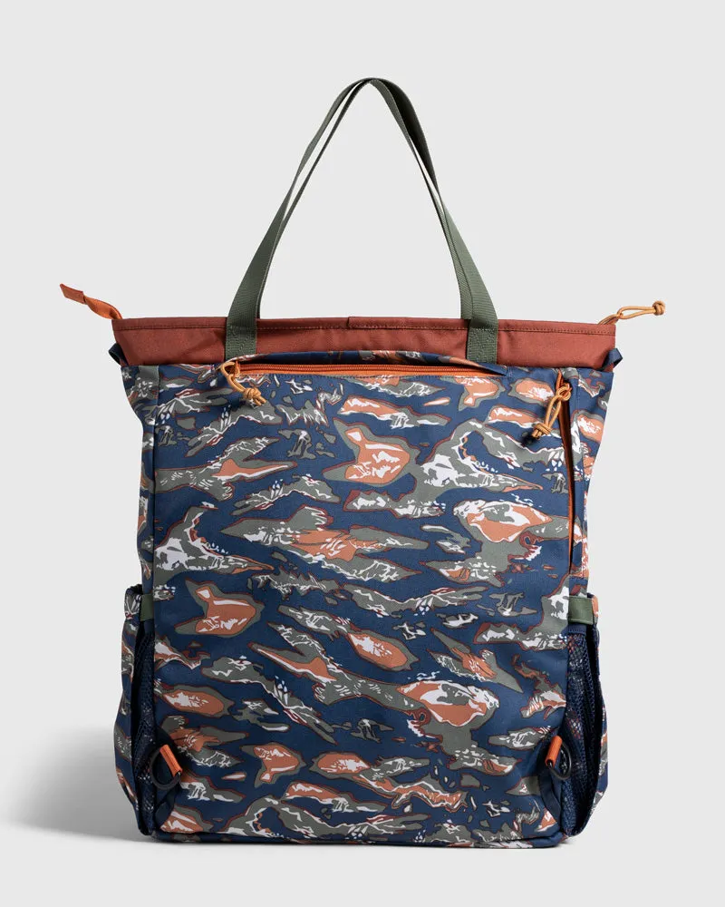 (R)evolution™ 25L Convertible Carryall - Lakeside Camo