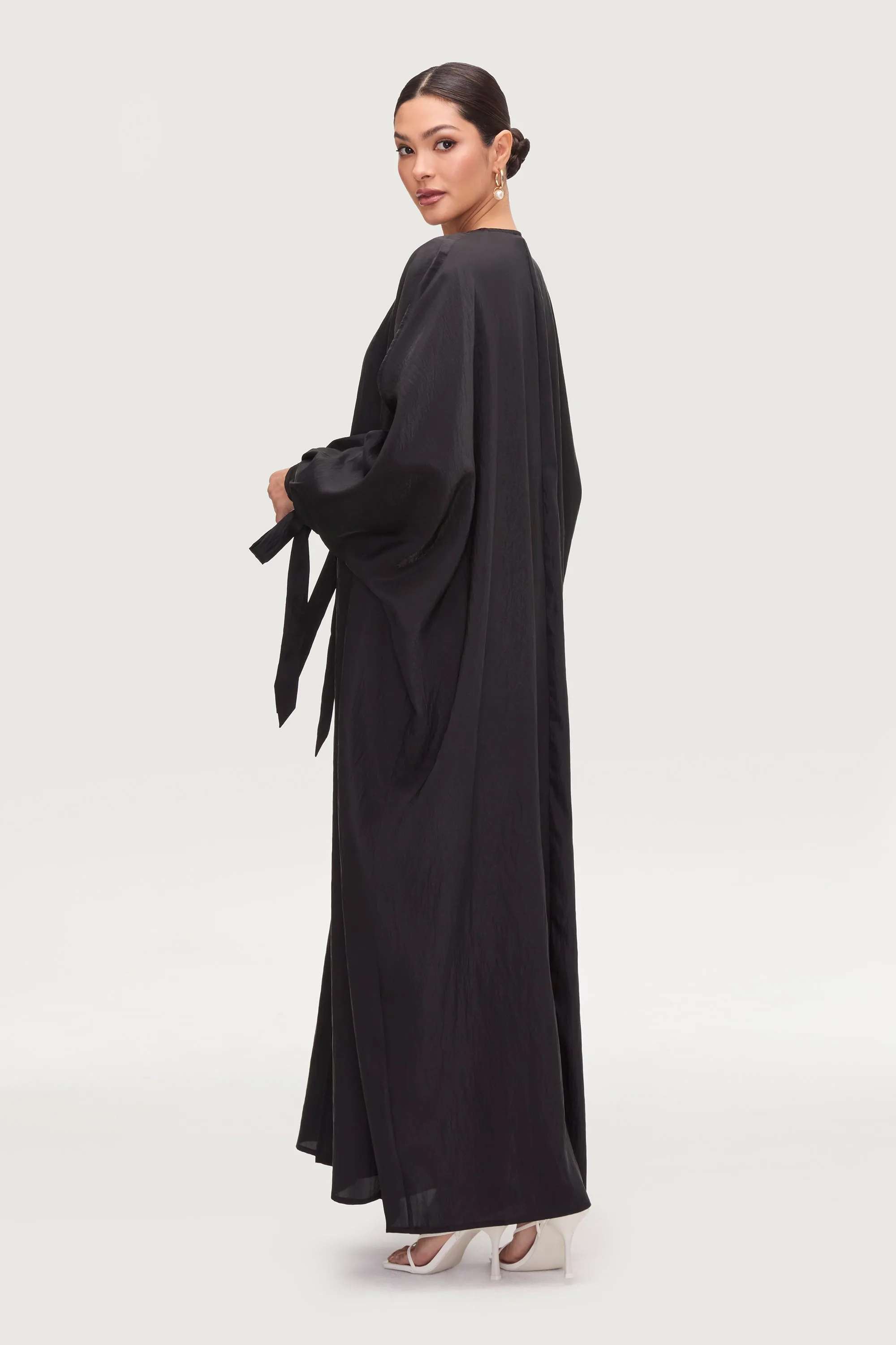 Safiyah Open Abaya - Black