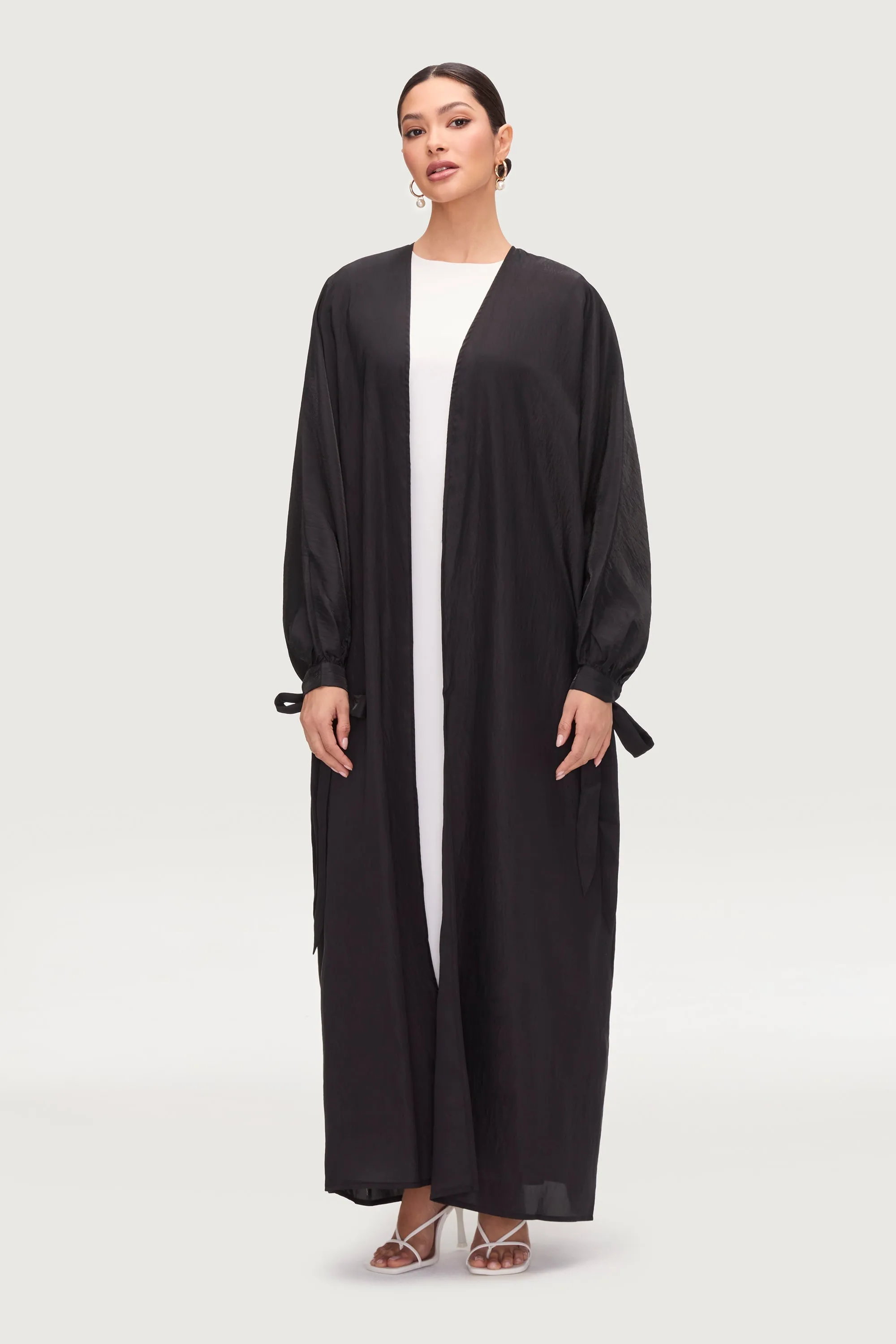 Safiyah Open Abaya - Black