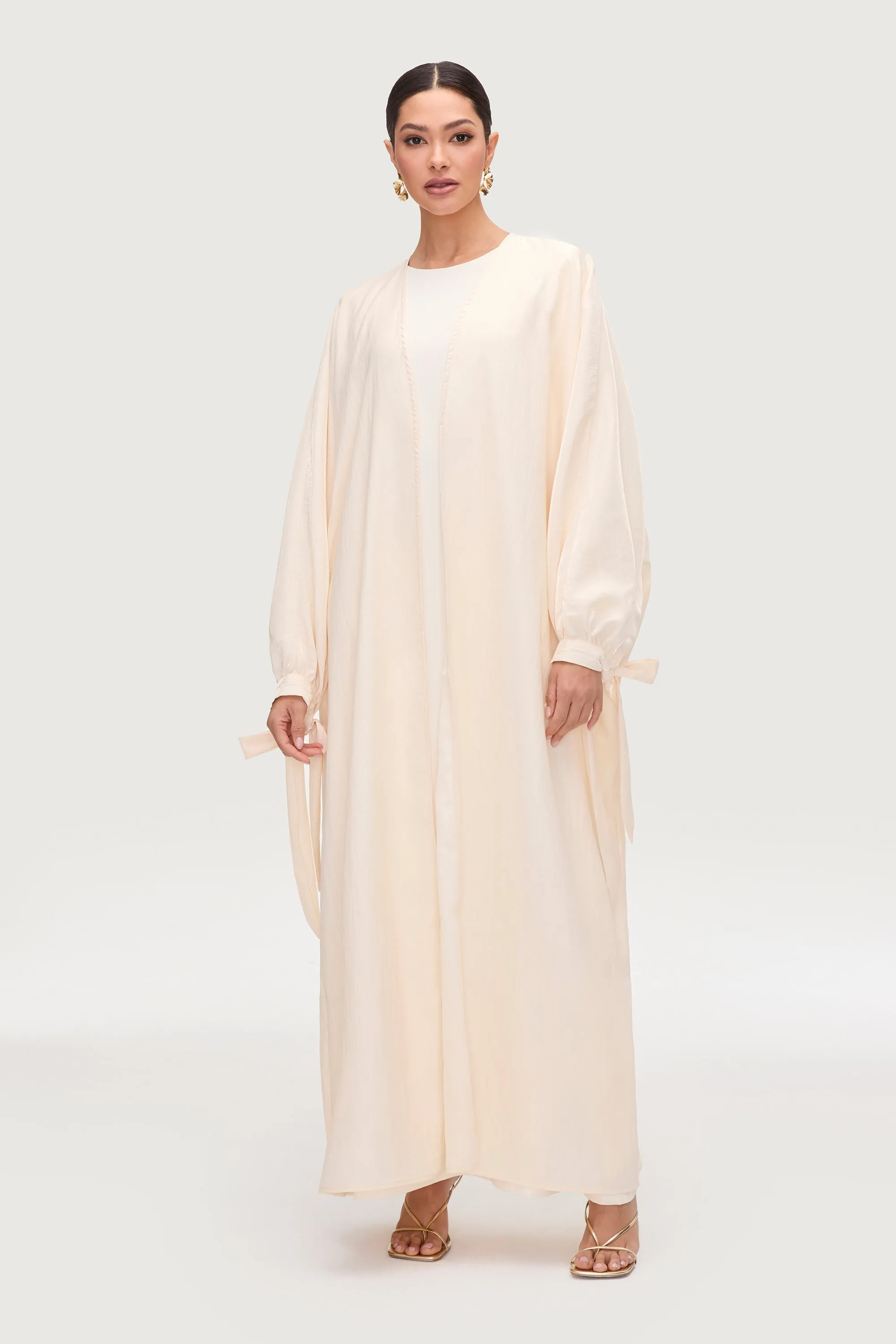 Safiyah Open Abaya - Panna Cotta