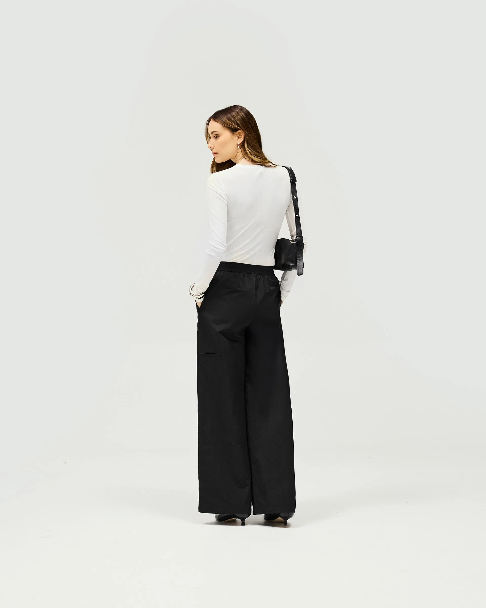Subway Jogger - Jet Black