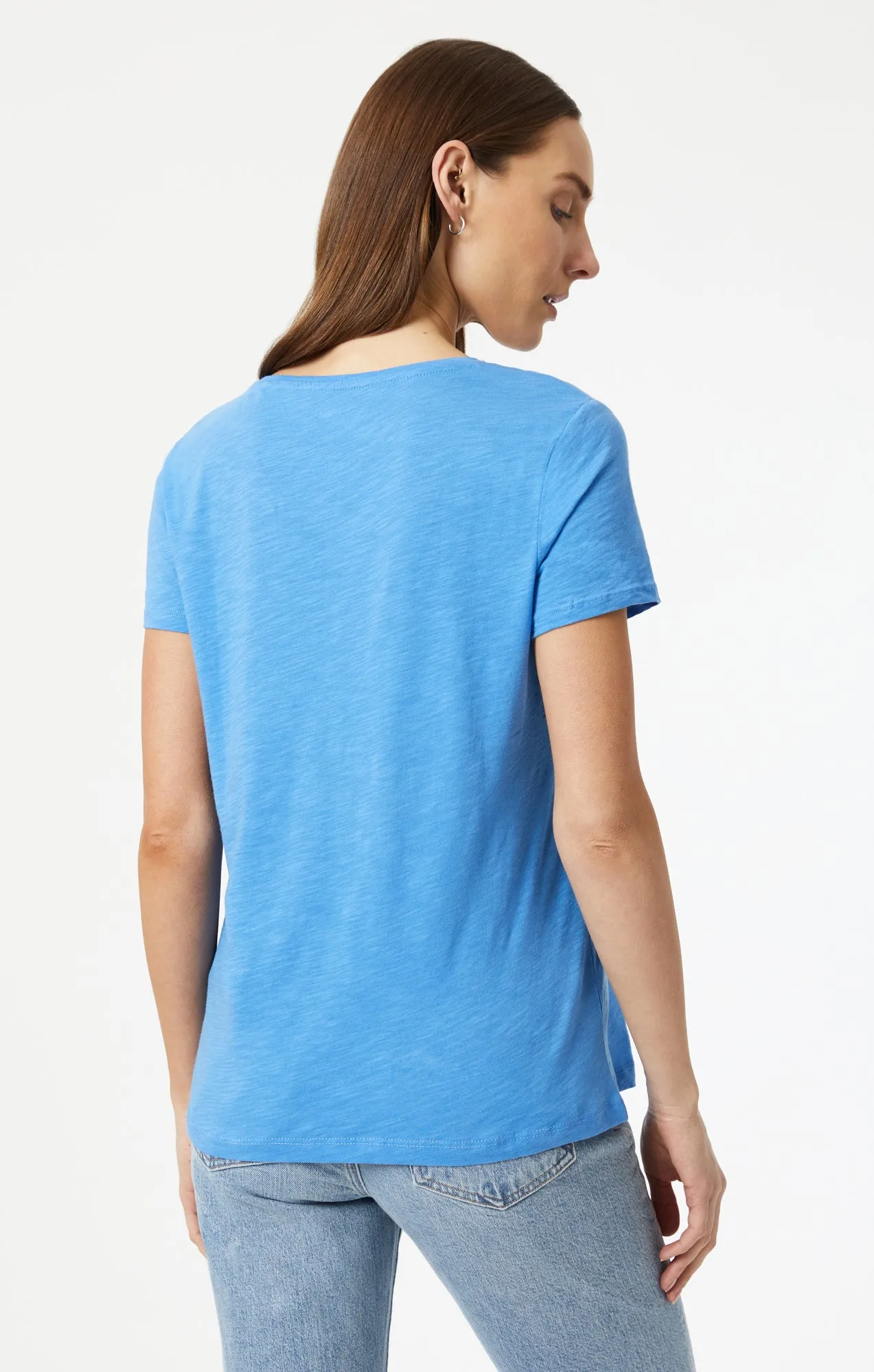 V-NECK T-SHIRT IN CAMPANULA
