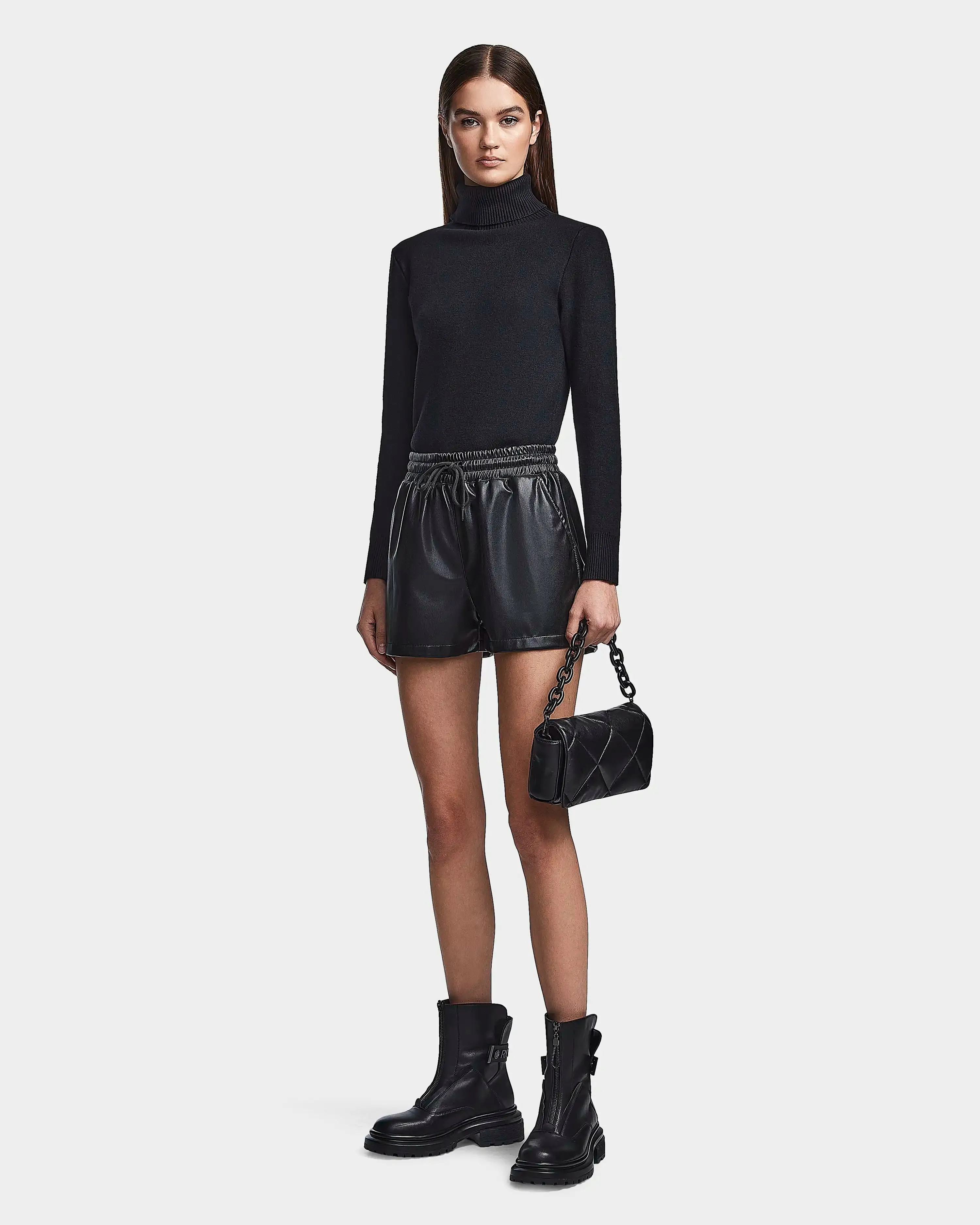 VANESSA - 8523026 BLACK