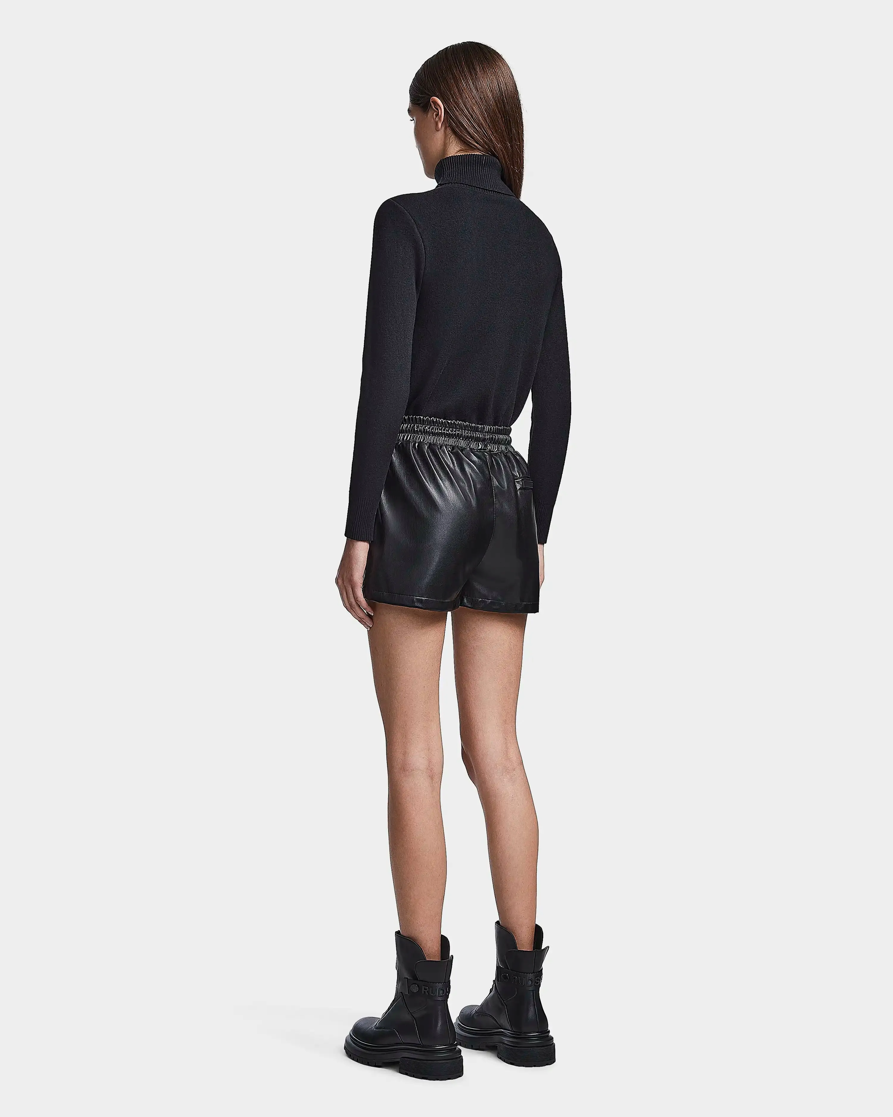 VANESSA - 8523026 BLACK