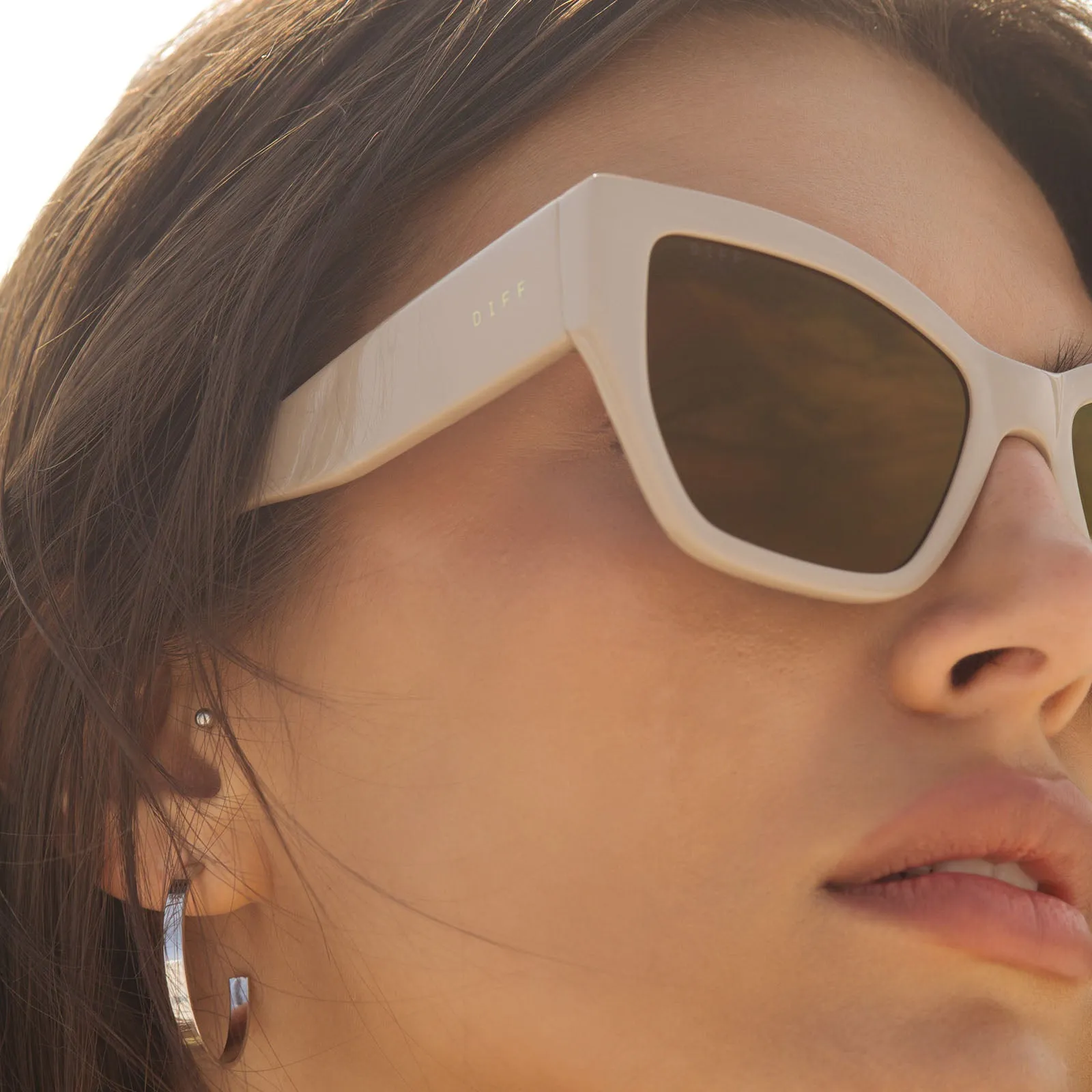 VIVIENNE - ALMOND   BROWN WITH GOLD FLASH SUNGLASSES