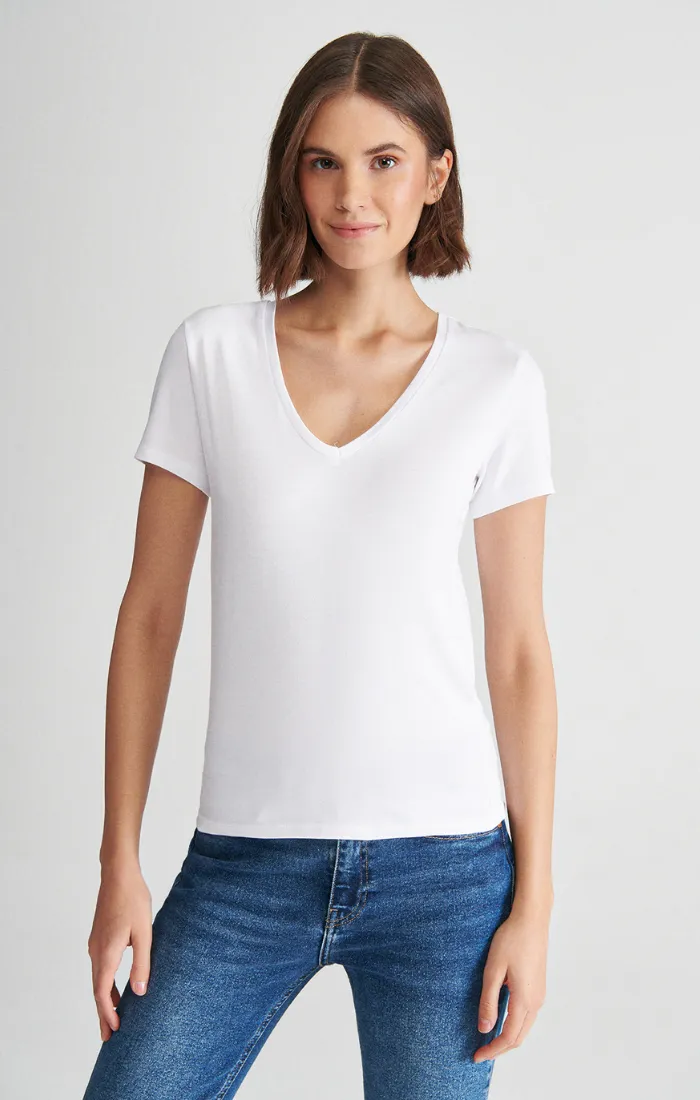 WOMEN'S BASIC SHORT SLEEVE T-SHIRT IN WHITE
