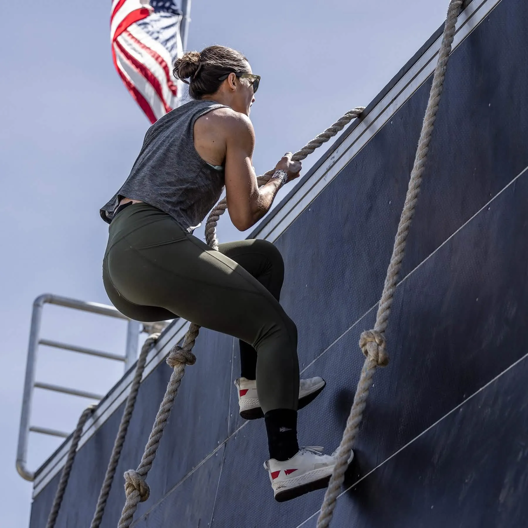 Women's Rough Runner - Light Grey   Red